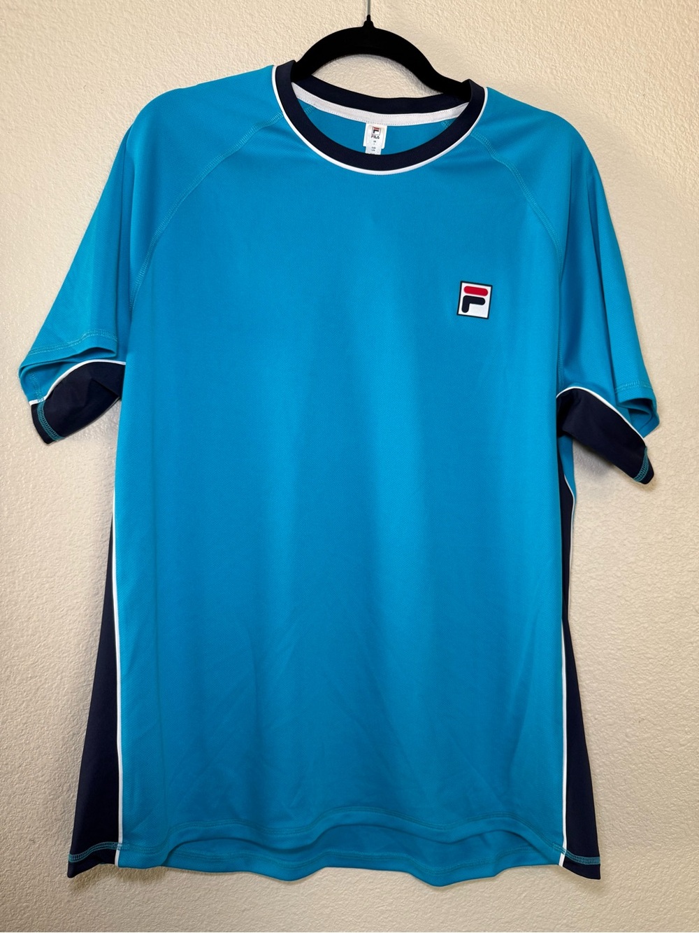 Fila Men’s Aqua Blue T-Shirt with Navy Trim Size L